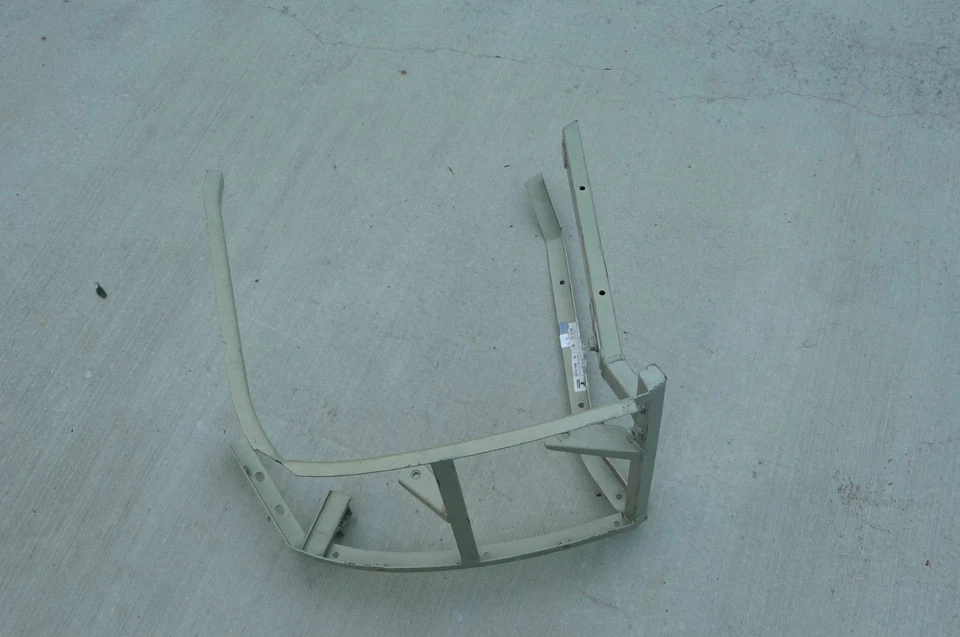 Ferrari 456 M 1999-2001 conductor izquierdo LT LH marco espacial delantero jaula 65447000 OEM Foto 1 de 4