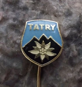Vysoke Tatry High Tatra Mountains Edelweiss Czech National Park Shield Pin Badge - Picture 1 of 2