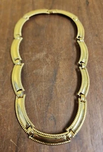 Signierte NAPIER Modeschmuck Halskette schwere Goldglieder Halsreif Vintage Runway  - Bild 1 von 9