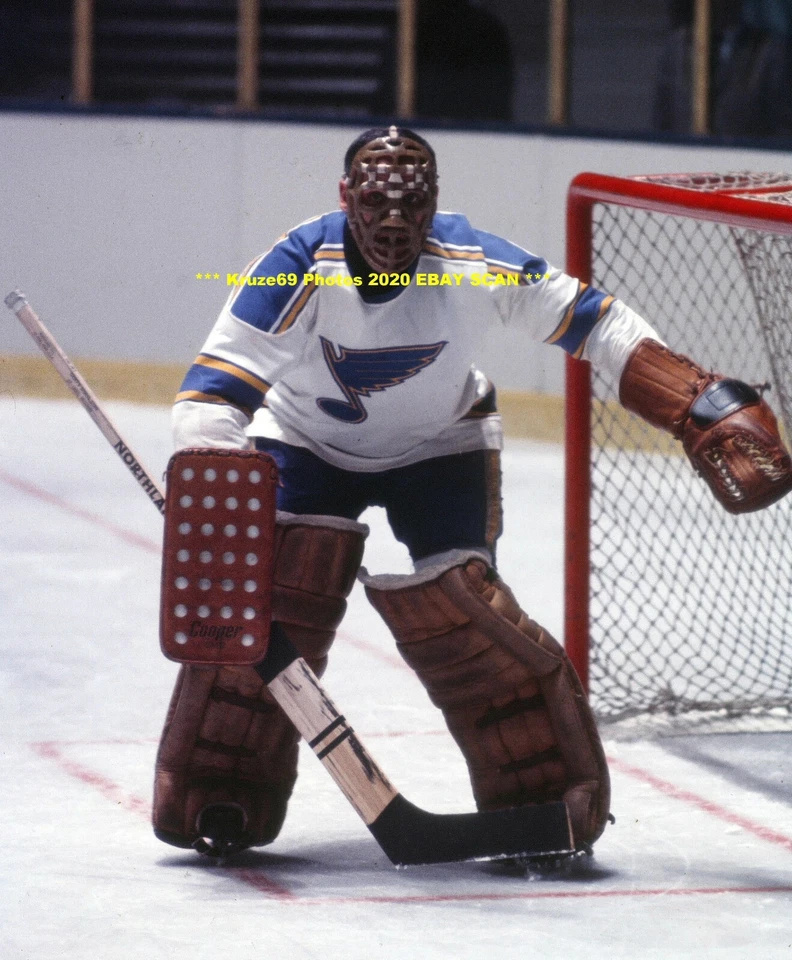 JACQUES PLANTE Defends The NET 11x14 Photo STL BLUES/CANADIENS HOF Goalie GREAT - Image 1 of 1
