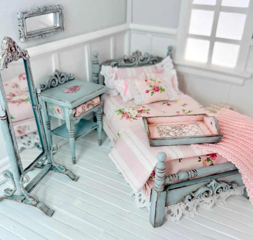 Miniature Hand Painted 1:12 Single Bedroom Set/Crochet Blanket/Tray/Stool/Mirror - Image 1 of 4