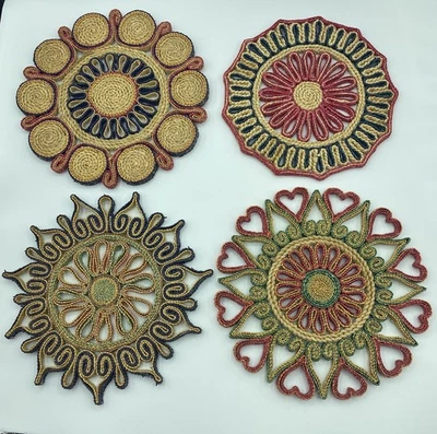 Lot Of 4 Vintage Trivets Straw Hot Pads Rattan Wicker Boho Multicolor - Image 1 of 4