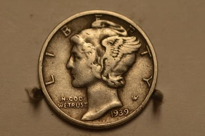 1939-P Mercury Dime (VF) 90% Silver Item # 6725 - Image 1 of 2