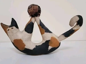 Canvas Handpainted Cat Decor Folk Art Vintage Calico Playing W/ Yarn Stuffed  - Picture 1 of 8