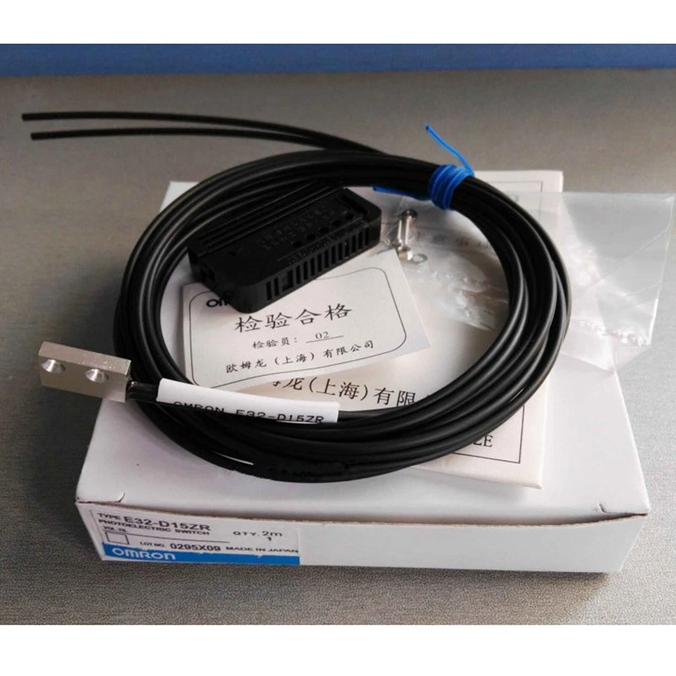 1PC new omron Fiber Optic Sensor E32-D15ZR E32-D15ZR fast delivery - Image 1 of 2
