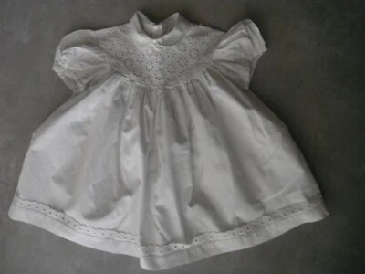  ANCIENNE ROBE DE BAPTEME BLANCHE COTON DENTELLE 1956/60 - Photo 1/3