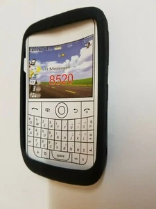 Black Silicone Rubber Protective Case Cover For Blackberry Curve 8520 Phone - Picture 1 of 4