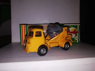 JOAL SCALA 1/66 CAMION CON BETONIERA - Immagine 1 di 4