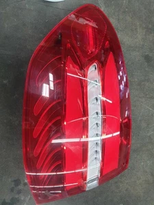 18 19 GLC-300 Left Taillight Quarter Mounted 253 Type VIN G 5th Digit - Picture 1 of 12