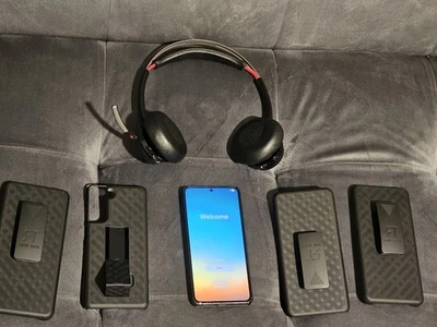 Samsung Galaxy S21 5G SM-G991U 128GB GRIS Desbloqueado + Soporte y Funda Foto 1 de 4