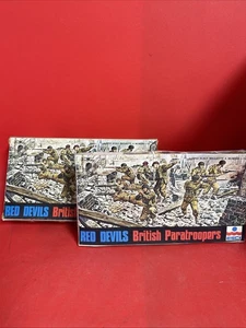 Dos paracaidistas británicos Red Devils modelo ESCI 1/72 8034 de colección - Imagen 1 de 9