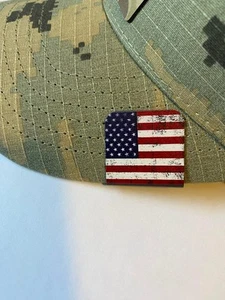 Kappenclip Krempe Clip mit patriotischem Design - Bild 1 von 2