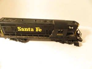 LIONEL MPC/PW - 8255 SANTA FE DIESEL ON A POST-WAR POWERED CHASSIS- FAIR- TH1 - Picture 1 of 8