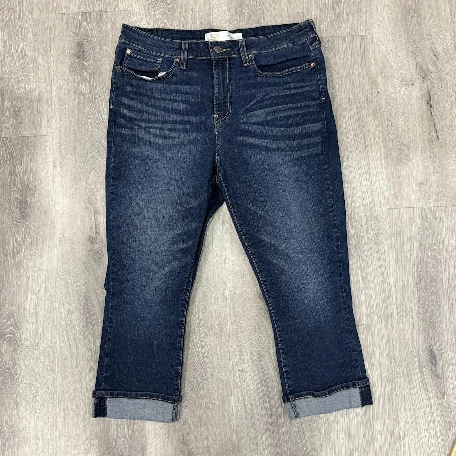 Pantalones de mezclilla capri Signature by Levi Strauss para mujer 16 lavado oscuro tiro alto puños Foto 1 de 4