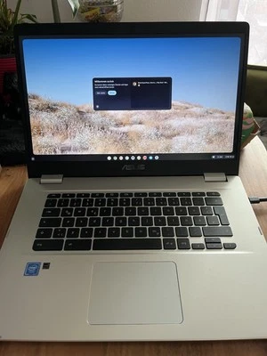 Asus chrome Laptop Model C523N Silber + Laptop Tasche  - Bild 1 von 4