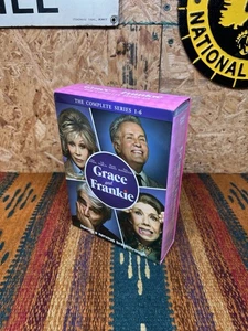 GRACE and FRANKIE Complete Series Seasons 1-6 DVD 18-Disc Box Set - Bild 1 von 7