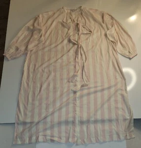Pour Les Femmes White And Pink Strip Size XS Button Up Robe With Sash - Picture 1 of 7