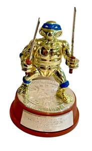 1992 Playmates TMNT Teenage Mutant Ninja Turtles Leonardo Gold 5th Anniversary - Picture 1 of 10