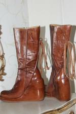 DESTROY Genuine Tan Leather  Ladies Boots Size 7 * PLEASE SEE THE DESCRIPTION*