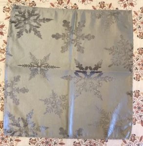 St. Nicholas Square Silver Gray Snowflake Fabric Napkins - Picture 1 of 3