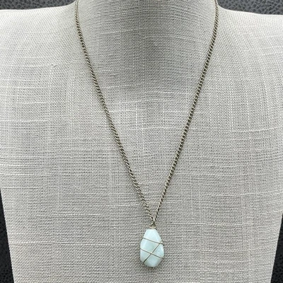 Kenneth Cole Necklace Wire Wrapped Stone Pendant Gold Tone Chain Womens Jewelry - Image 1 of 4