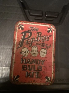 Vintage Pep Boys Handy Bulb Kit Tin - Imagen 1 de 11