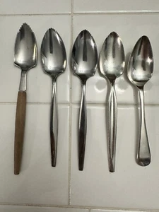 5 cucchiai pompelmo vintage Rogers Sheffield non corrispondenti placcato argento inox - Foto 1 di 12