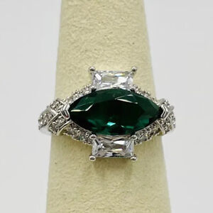 New Ring Bomb Party Simulated Emerald & White Topaz Rhodium Plated Ring SIze 6