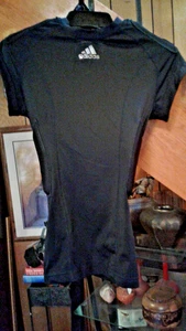 Adidas Men Activewear Top Sz. S Black Padded Compression Shirt Logo - Picture 1 of 17