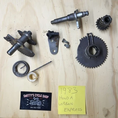 1983 Honda Urban Express Deluxe NU50 NU50M Kickstart Idle Gear Assembly and more - Image 1 of 4