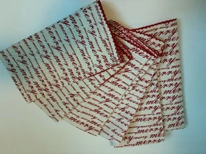 PIER 1 Imports MERRY Red Script Cream Cloth Napkins Set 6 Discontinued Christmas - Picture 1 of 4