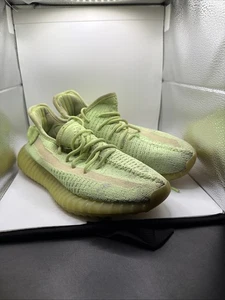 Größe 8 - Adidas Yeezy Boost 350 V2 GID Glow - Bild 1 von 7