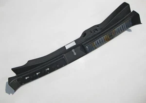 Mercedes-Benz A2516903925 9051 Trim boot opening lower black R-Class W251 wi... - Imagen 1 de 4
