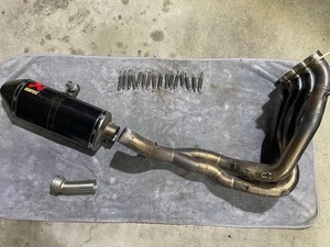 Silenziatore di scarico Akrapovic scarico completo per Cbr1000Rr Sc59... - Foto 1 di 10