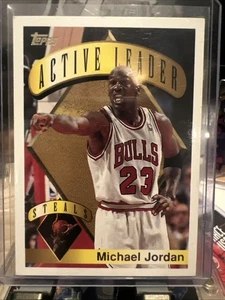 1995-96 Topps - Michael Jordan #4 - Picture 1 of 2