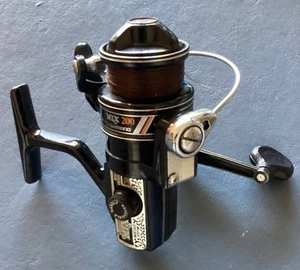 Vintage Shimano MLX 200 Spinning Reel Metal Construction Japan Quality Smooth - Picture 1 of 3