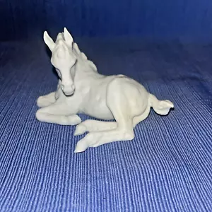 CABALLO DE PORCELANA EMPERADOR de "PONY GROUP" POTRO/POTRO SOLO Bisque Blanco Sin Yegua ni Caja - Imagen 1 de 13