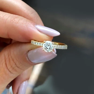 Women Diamond Wedding Ring Lab Grown Round 0.60 Carat 18k Yellow Gold Size 7 8 9 - Image 1 of 4