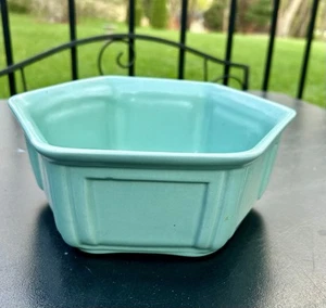 Vintage COOKSON POTTERY Ohio Seafoam Aqua Green Paneled Hexagon Planter Pot 9.5” - Picture 1 of 6