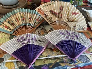 Ventiladores de mano de aerolíneas de recuerdo años 50-70 -BOAC/Cathay Pacific/Tailandés - Imagen 1 de 5