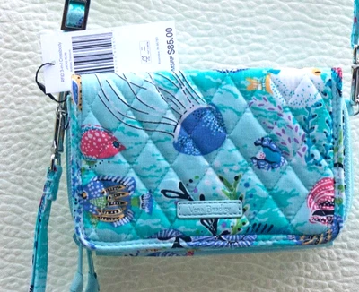 Vera Bradley RFID 3-in-1 Crossbody Wristlet Bag Purse in Antilles Treasure.  NWT - Image 1 of 4
