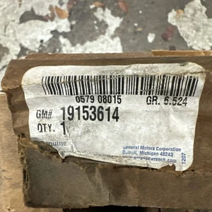 GM OEM CHEVROLET GMC CHEVY Steering Column-Intermediate Shaft 19153614 99-07 NOS - Picture 1 of 6