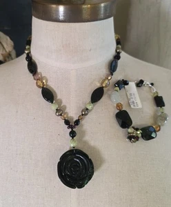 NUEVO CON ETIQUETAS CONJUNTO DE COLLAR Y PULSERA GRUESO Disfraz Brillo Rosa Vidrio Negro Verde  - Imagen 1 de 24