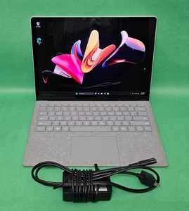 Microsoft Surface Laptop 2 1769 13" Touch Laptop Core i5-8350U 8GB RAM 256GB SSD - Imagen 1 de 8