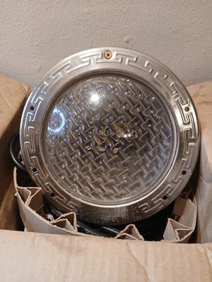 Luz de piscina Pentair 78458100 AM SS 500W, cable de 50' Foto 1 de 4