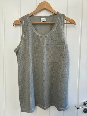 Estrellas grey mesh breathable airtex vest tank with pocket size medium - Image 1 of 3