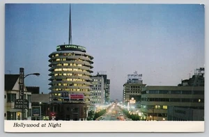 Postal de Vine Street y Hollywood California CA vista nocturna Capitol Records - Imagen 1 de 2