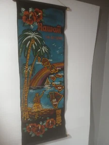 VINTAGE ANNI 60 VELLUTO HAWAII 50° STATO MAPPA HULA RAGAZZA BANNER BANDIERA PIN UP VIAGGIO - Foto 1 di 21