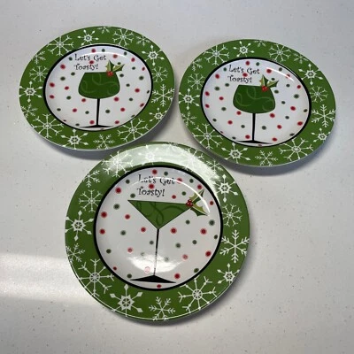 Juego de 3 platos de aperitivo verde de vacaciones 222 Fifth Winter Cheer LET'S GET TOASTY Foto 1 de 4