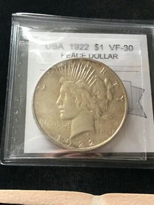 1922   USA,  Silver Peace Dollar. - Picture 1 of 8